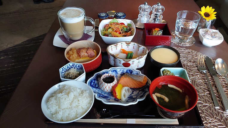 19年8月 Anaインターコンチネンタル東京 クラブインターコンチネンタルラウンジの朝食 夫婦で世界と日本を旅する生活
