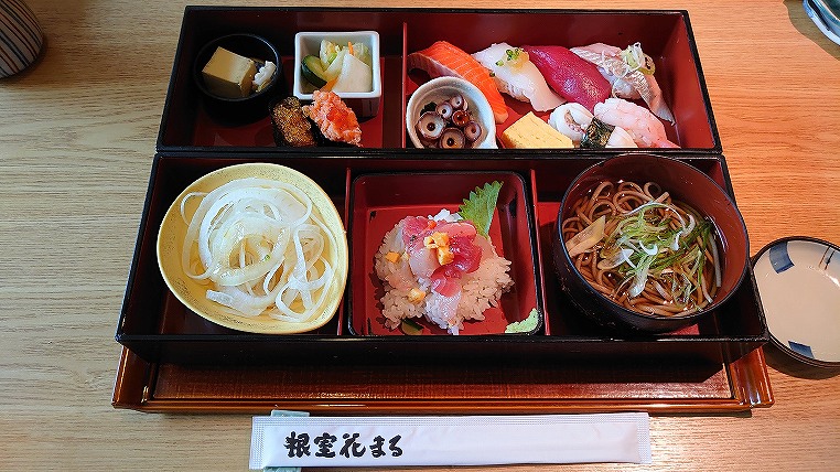 寿司 四季花まる 時計台店 大通 札幌グルメ22 年8月 夫婦で世界と日本を旅する生活