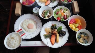 ANAクラウンプラザ大阪 スーペリアツインルーム宿泊記  部屋＆クラブラウンジでのカクテルタイムや朝食（2022年9月）